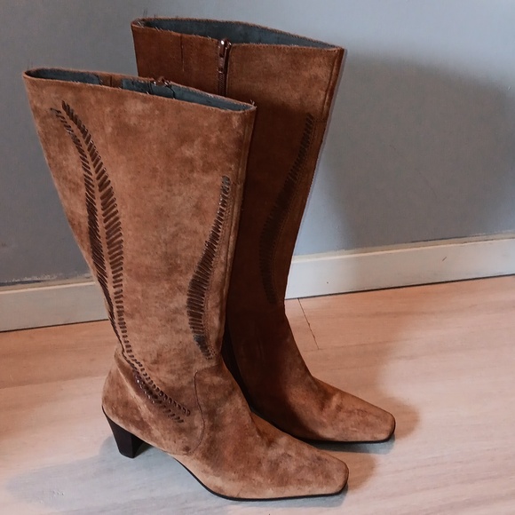 Coldwater Creek tan suede embellished high boots - Picture 1 of 1
